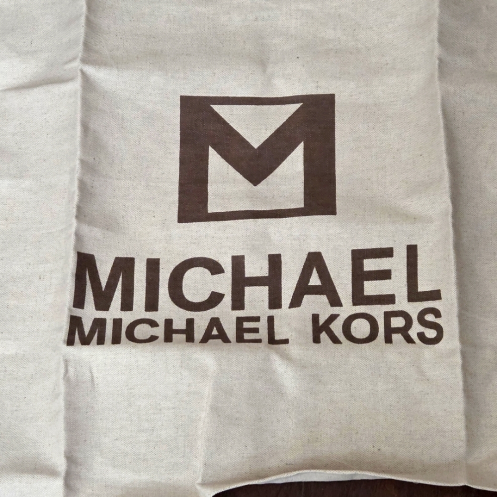 Michael Kors XL Dust Bag - Picture 6 of 7